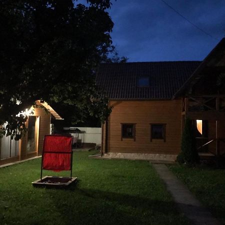 Файна Хижа Mizhhirya  Extérieur photo
